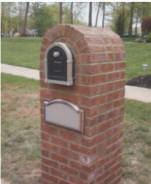 Lorain Brick Mailbox